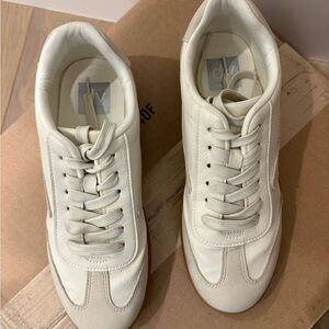 Dolce Vita Women's Low-Top Sneakers